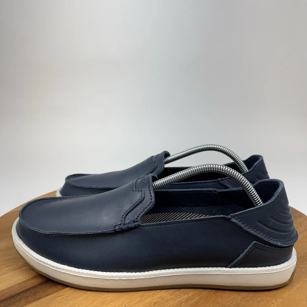 OluKai size 11